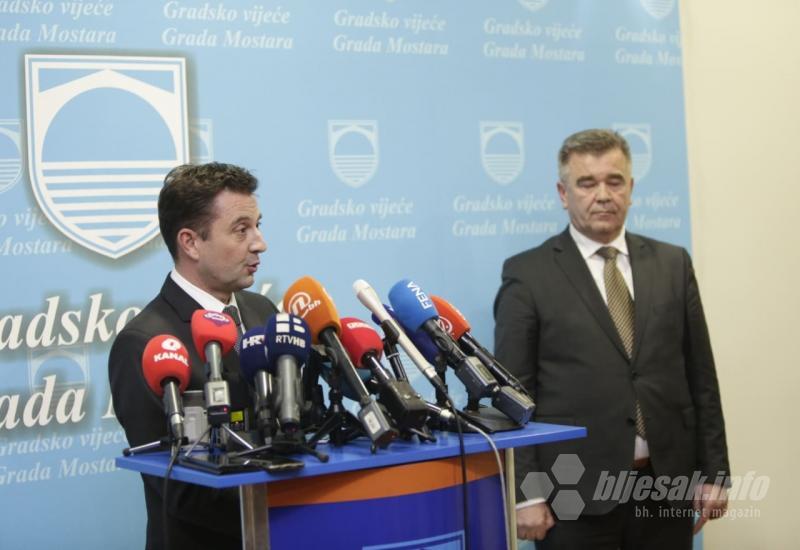 Mario Kordić, gradonačelnik Grada Mostara - Salem Marić predsjednik mostarskog Gradskog vijeća